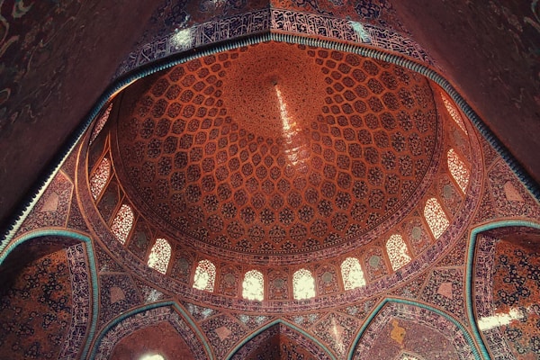 نمونه‌کار کیوان اهوازی